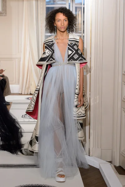 Look 38